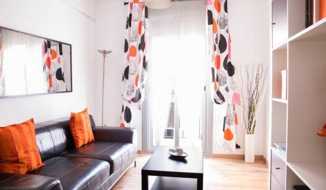 Po Colorful and bright apartment