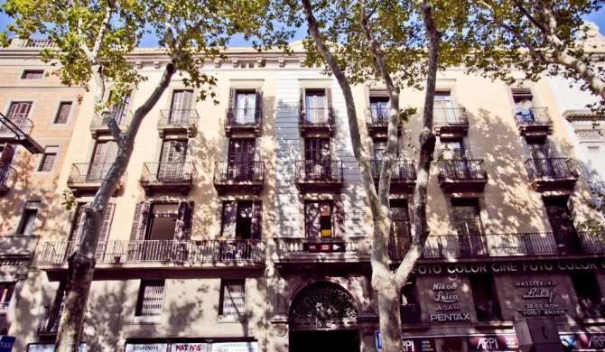 Ramblas Apartments