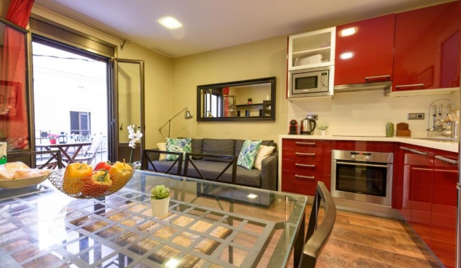 RamblasRentals Cozy Renovated 2BR with Balcony Lift 20M Rambla - Parking - Wifi