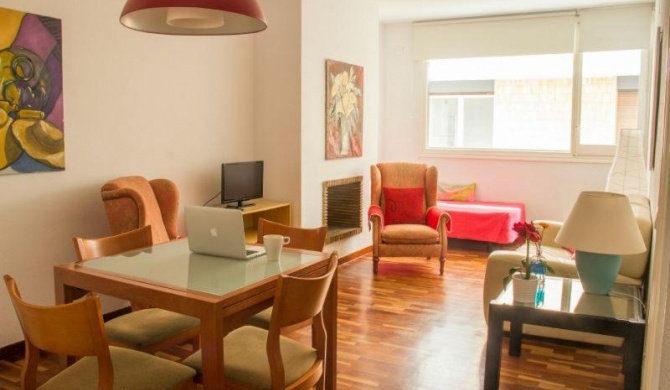 Sweet BCN Three Bedroom Apartment