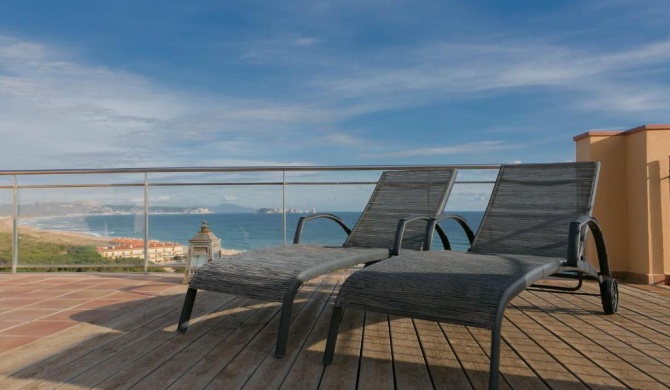 2 bedroom apartment in Sa Punta, Begur- Sea views, terrace, pool and access to the beach (Ref:H29)