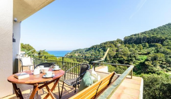 Begur Apartment Sleeps 4