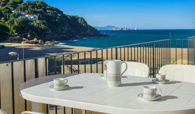 Begur Apartment Sleeps 4