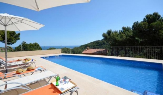 Begur Villa Sleeps 10 Pool WiFi