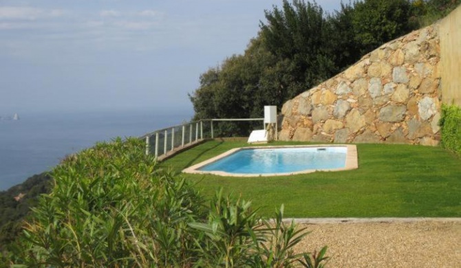 Begur Villa Sleeps 6 Pool