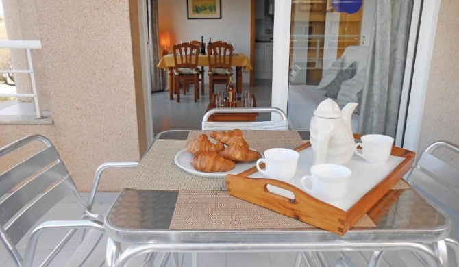 Stunning apartment in Blanes with 1 Bedrooms