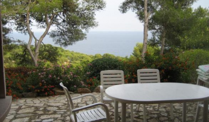 Calella de Palafrugell Apartment Sleeps 4 Pool