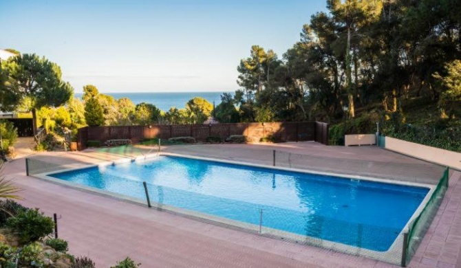 Calella de Palafrugell Apartment Sleeps 4 Pool