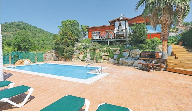 Awesome home in Calonge with 4 Bedrooms, Private swimming pool and Outdoor swimming pool