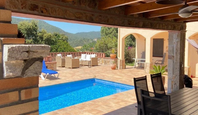 Lovely Villa in Calonge with Private Pool