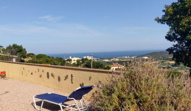 Gina's house in castell d'aro with sea views