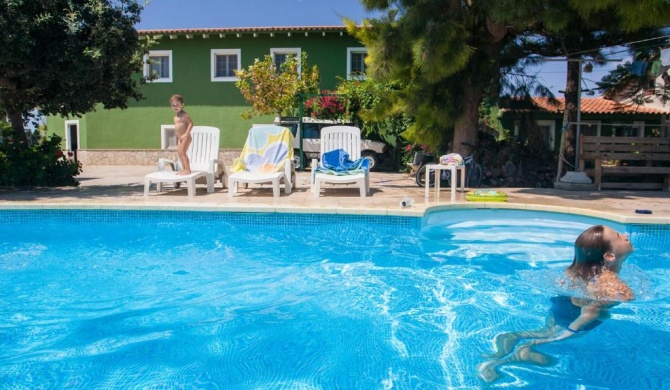 Riuebre - Casa para 11 personas con piscina y con vistas al Río Ebro