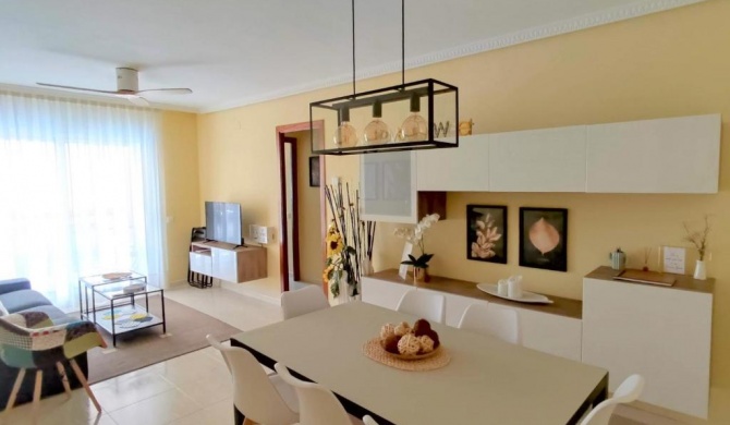 NEW LUXURY SPACIOUS VENDRELL APARTMENT, BEACH AT 4Km