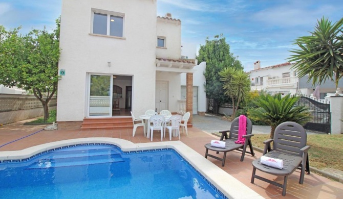 Apart-Rent Casa con Piscina en Puigmal