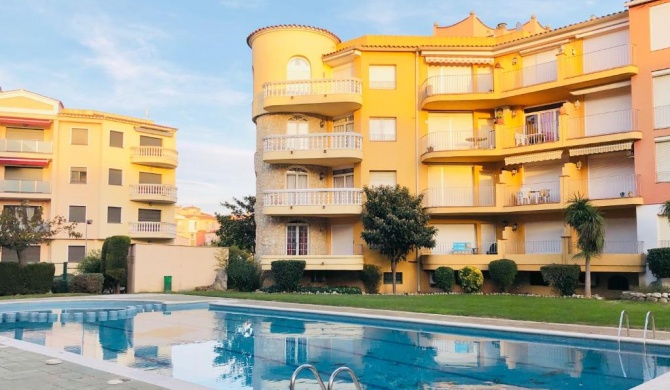 GRAN RESERVA - Apartamento en el centro de Empuriabrava - cerca de la playa - piscina comunitaria