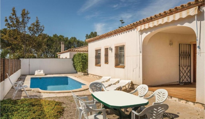 Amazing home in LAmetlla de Mar with WiFi, Outdoor swimming pool and Swimming pool