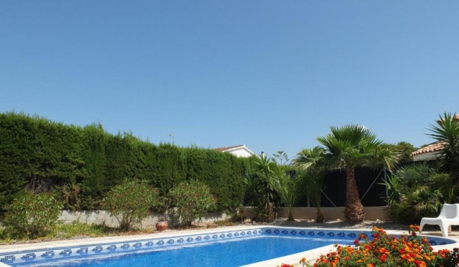 Villa Beatriz 2bedroom villa with air-conditioning & private swimming pool