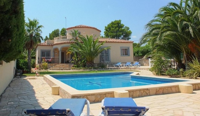 Villa Jacaranda stunning 3bedroom villa with air-conditioning & private swimming pool