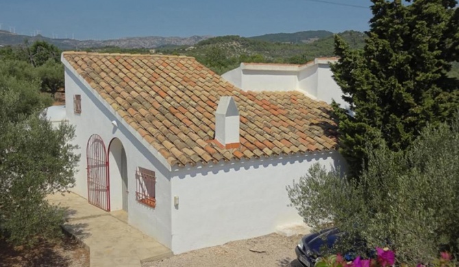 Pretty Holiday Home in L ampolla with Private Swimming Pool