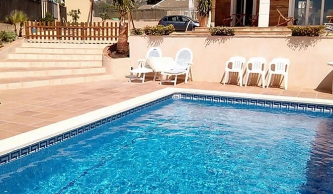 Villa Buena Vista - 5 bedroom fully air-conditioned villa with private swimming pool