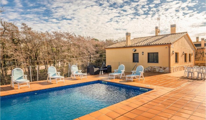 Nice home in Macanet de la Selva with 4 Bedrooms, WiFi and Swimming pool