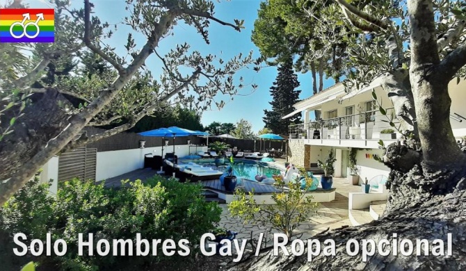 La Cigaliere Sitges gay only